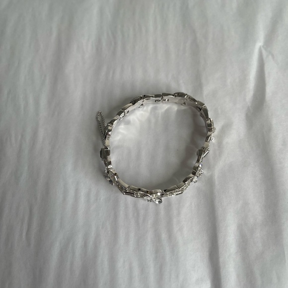 Crown Trifari Pavé & Baguette Rhinestone Rhodium Bracelet - Picture 6 of 6